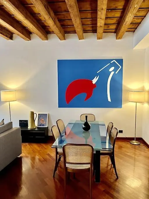 Il Portico. Charm Apartment, Vicenza Downtown. Διαμέρισμα